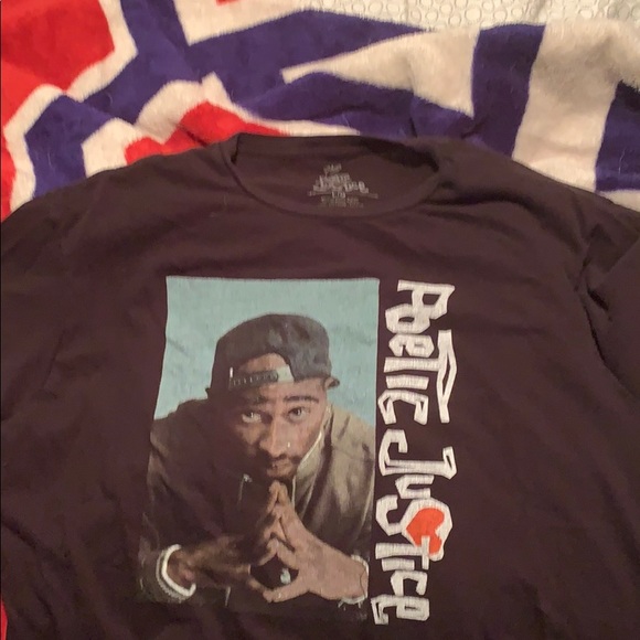 Tupac poetic justice graphic tee - Picture 2 of 2